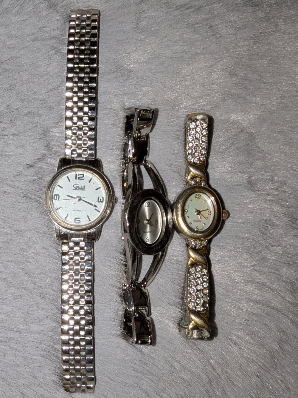 Lot of 3 Watches - AS IS SALE - UNTESTED 7668